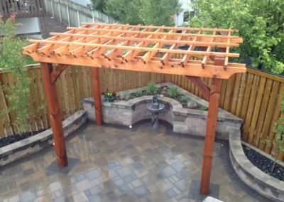 Cedar pergola, paving stone patio