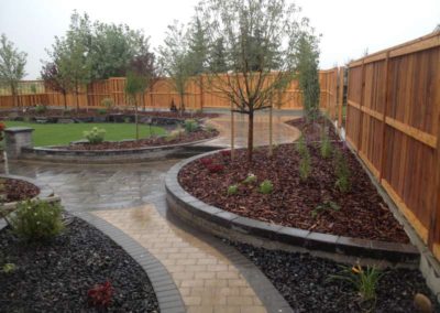 Retaining wall plant beds, paving stone patio