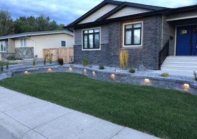 retaining wall and landscape lighting