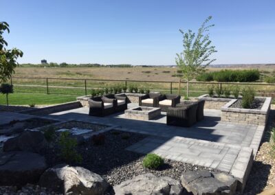 Paving stone patio with firepit